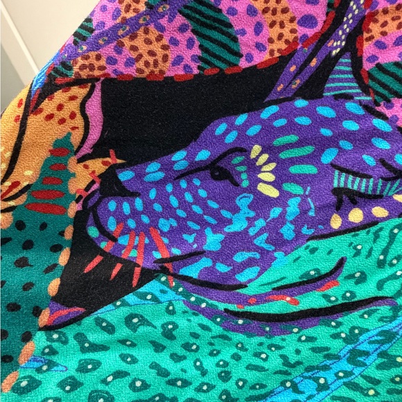 FARM Rio Bright Multicolor Floral V-Neck Maxi Dress - Picture 3 of 6